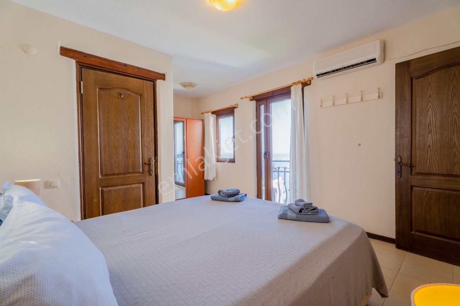 Gümüşlük Koyunbaba Lebi Derya Manzaralı Bahçeli Müstakil Villa - Görsel 25