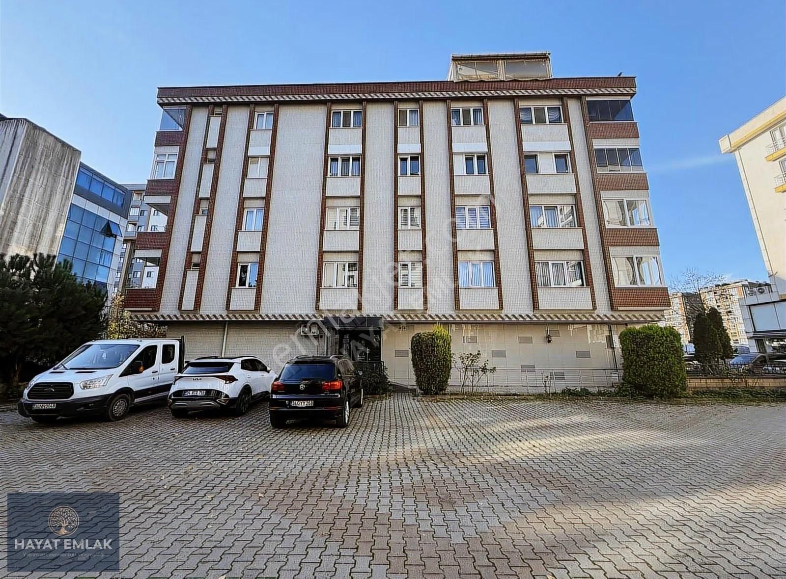 Tuzlanın Merkezi Konumunda Geniş Satılık 3+1 - Görsel 35