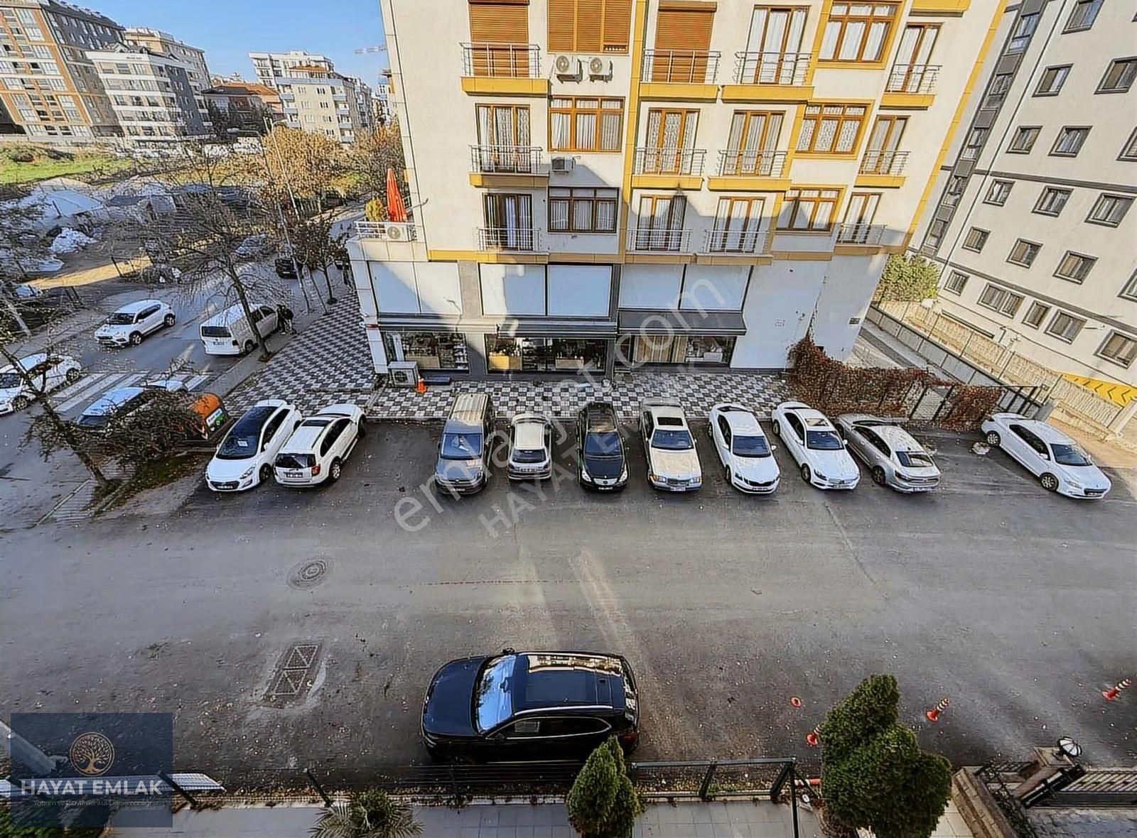 Tuzlanın Merkezi Konumunda Geniş Satılık 3+1 - Görsel 27