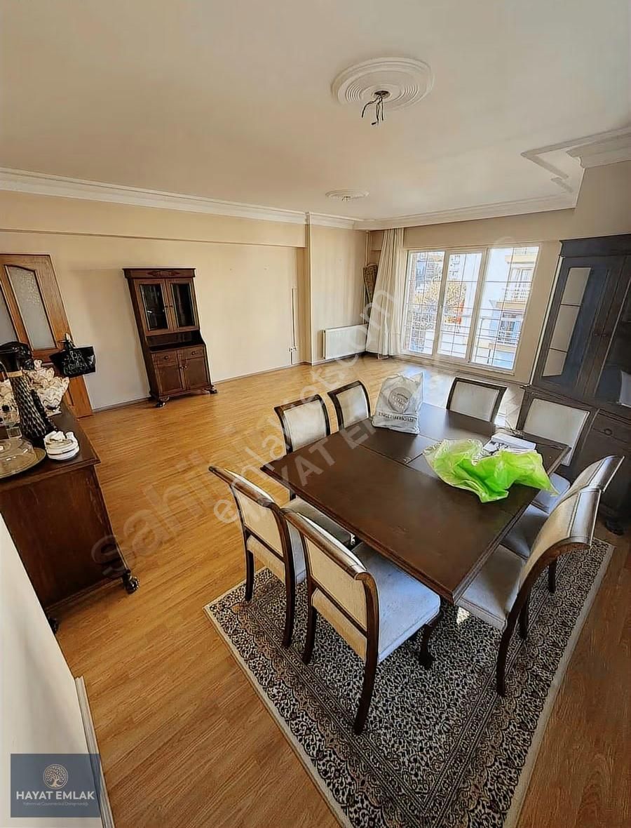 Tuzlanın Merkezi Konumunda Geniş Satılık 3+1 - Görsel 21