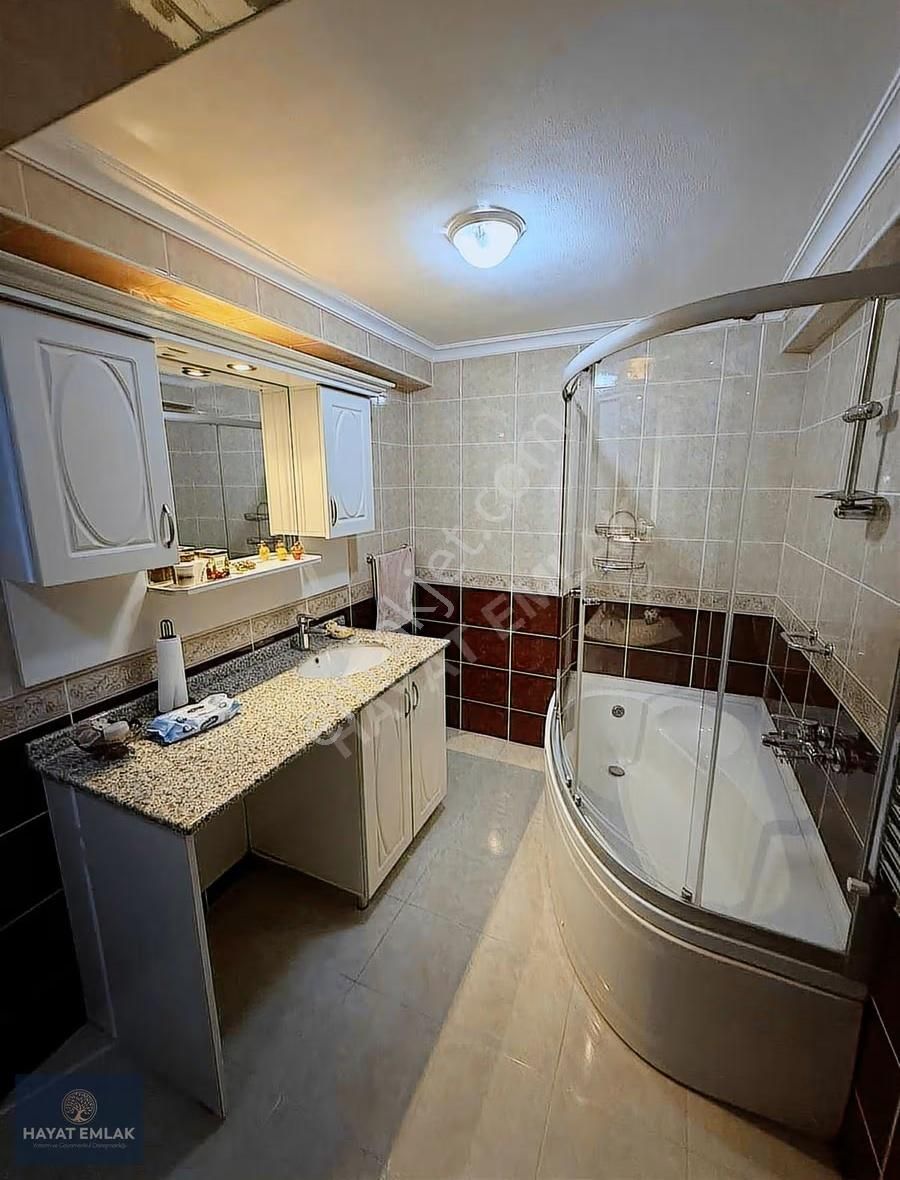 Tuzlanın Merkezi Konumunda Geniş Satılık 3+1 - Görsel 28