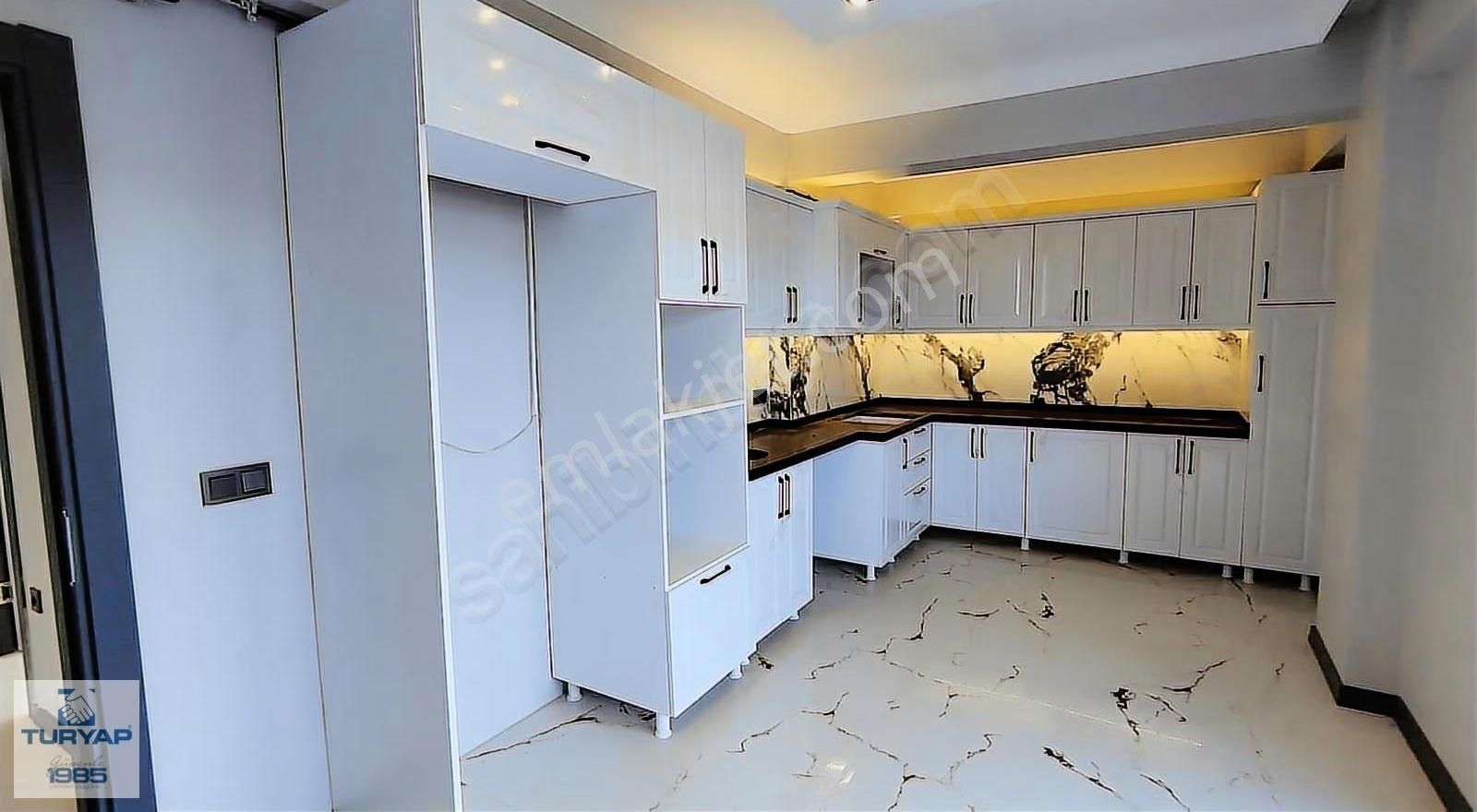 Yalova Merkez 3+1 Ebeveyn Banyolu Geniş Mutfak Daire - Görsel 16