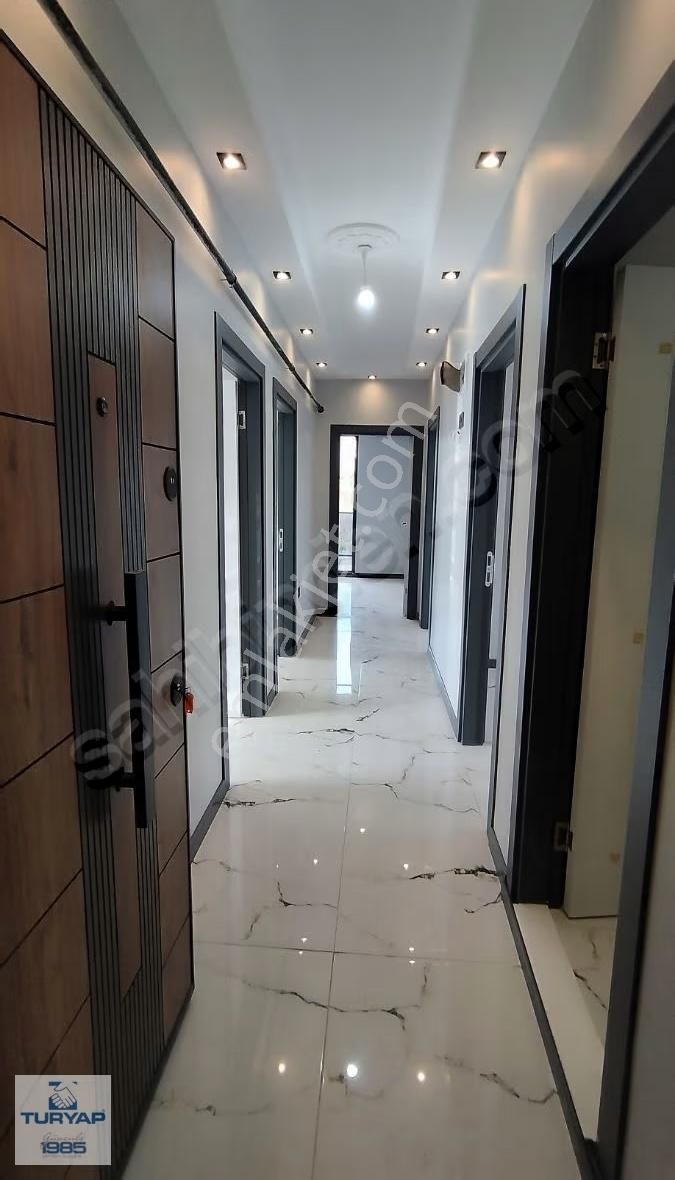 Yalova Merkez 3+1 Ebeveyn Banyolu Geniş Mutfak Daire - Görsel 4