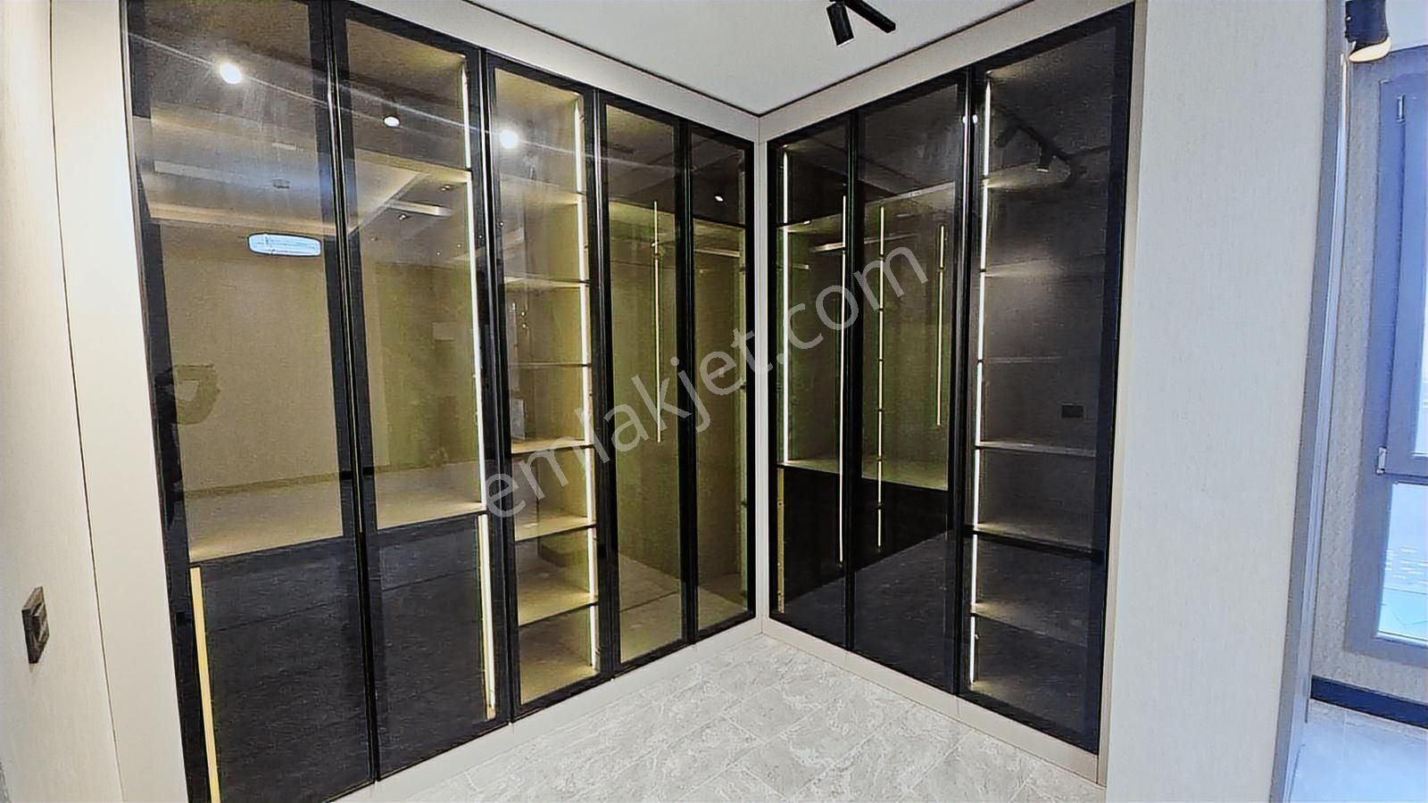 Ulaş Emlaktan 35 Metre Cadde Üzeri Delüks 4.5+1 Lüks Daire - Görsel 17