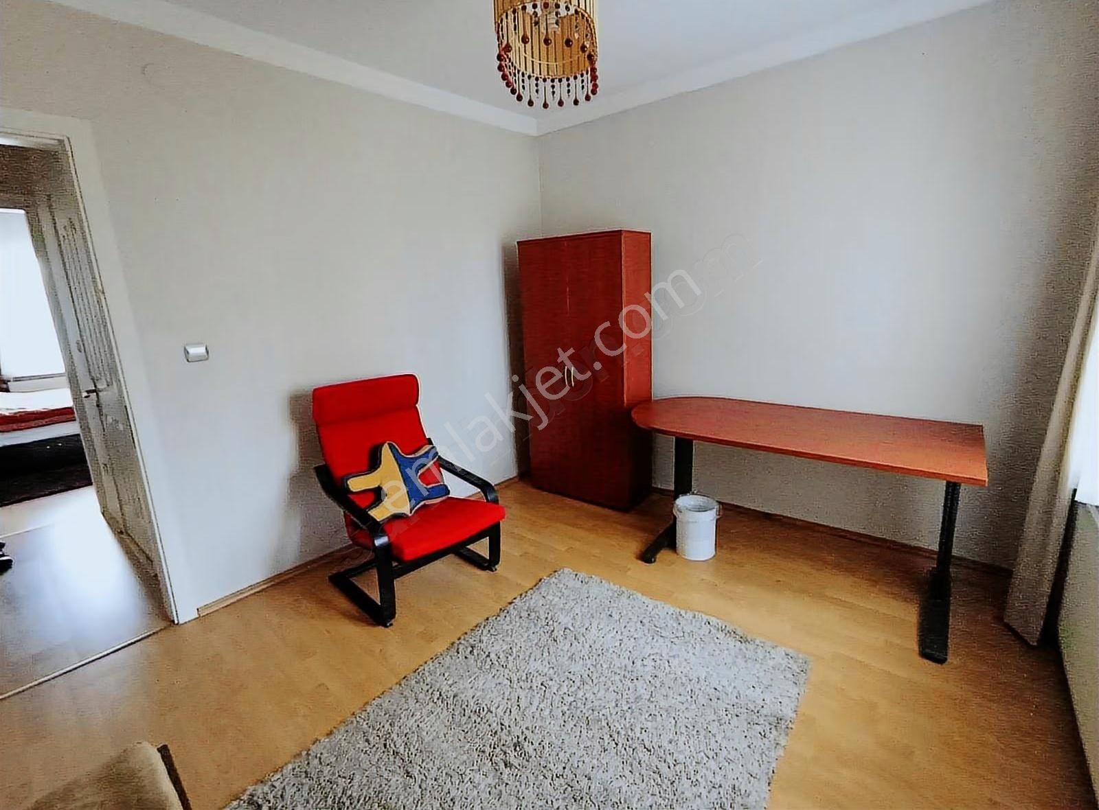 Kiralık Dairee 2+1 Eşyalı L Salon - Görsel 5