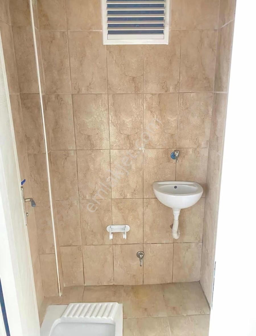 Aydınlıkevler Kovan Sokak'ta 3+1 Hazır Kiracılı Yatırımlık Daire - Görsel 15