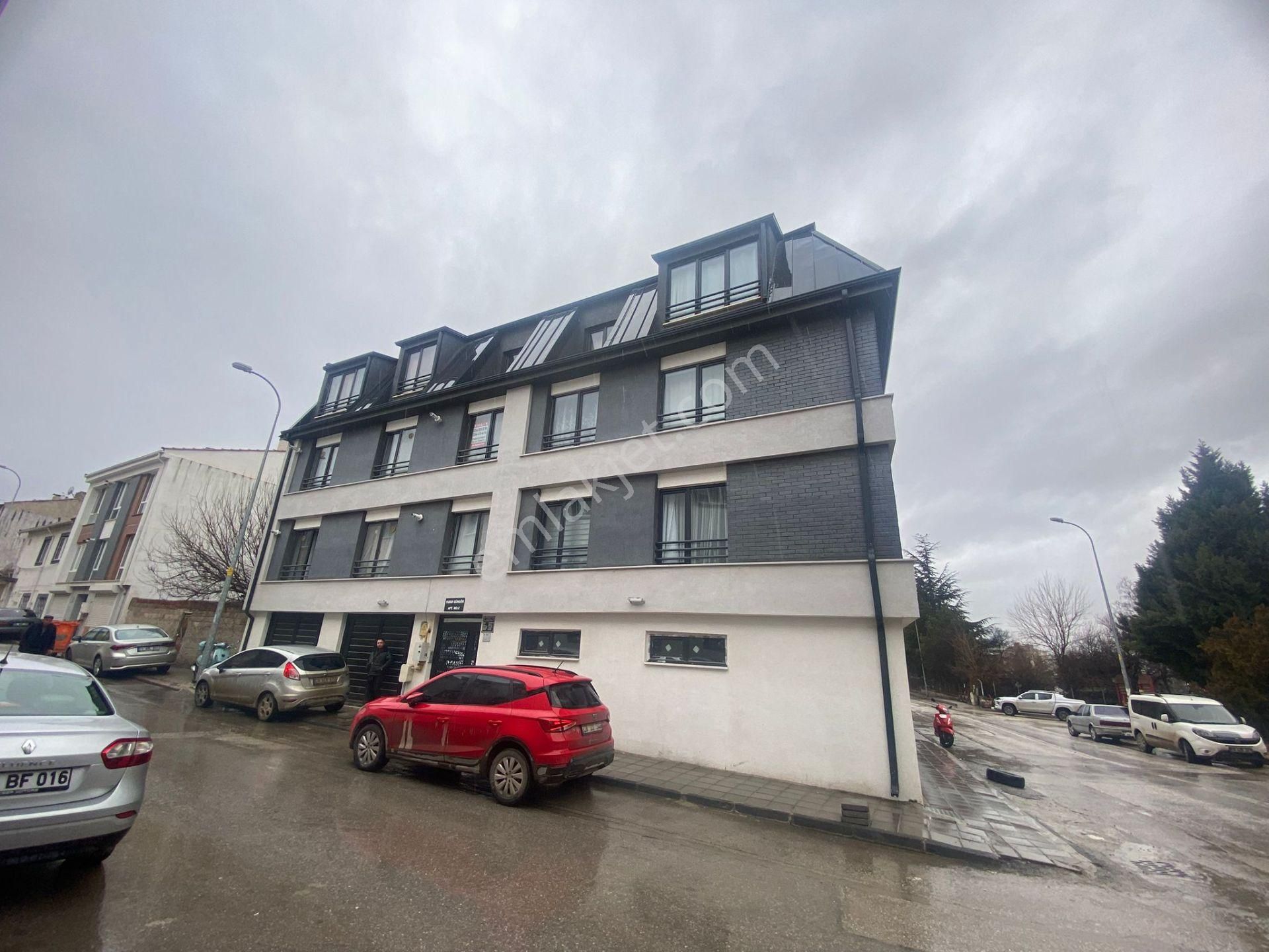 Esogü 5 Dk Fırsat Lüx Eşyalı Cadde Üzeri Geniş 1+1 Daire Kk-15 - Görsel 16