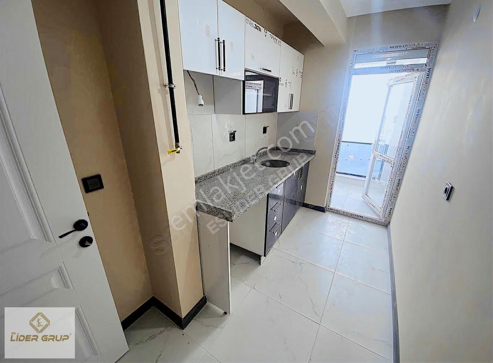 [eslider] Halk Cd. Yerden Isıtmalı Kiralık 2+0 Daire - Görsel 4