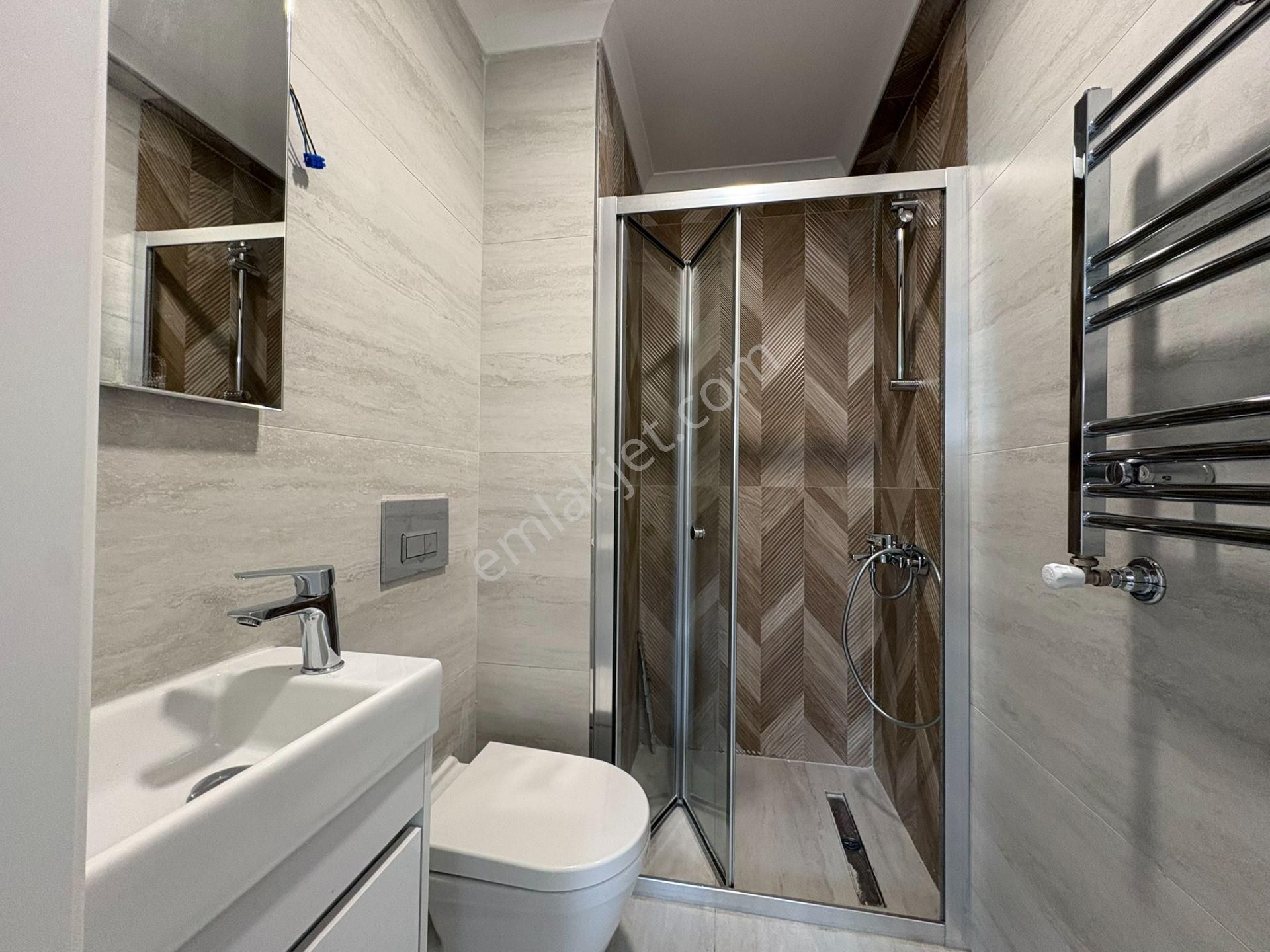 Oben'den Havuzlu Çocuk Parklı Oturuma Hazır Sitede 2+1 69m² Net - Görsel 24