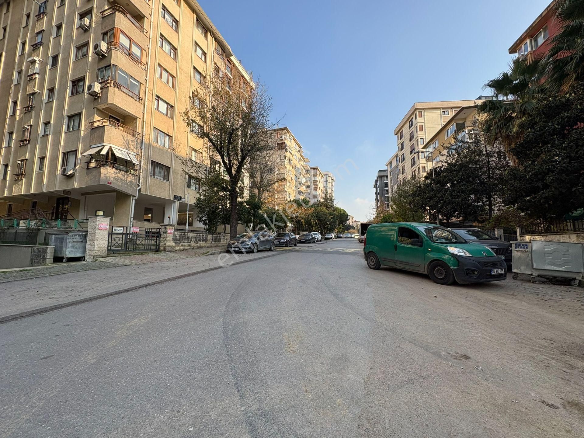 Oben'den Havuzlu Çocuk Parklı Oturuma Hazır Sitede 2+1 69m² Net - Görsel 30