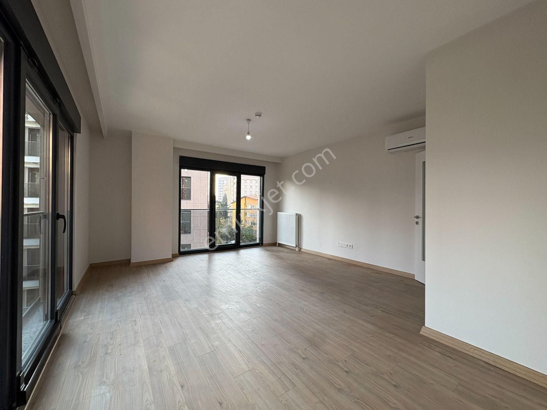 Oben'den Havuzlu Çocuk Parklı Oturuma Hazır Sitede 2+1 69m² Net - Görsel 5