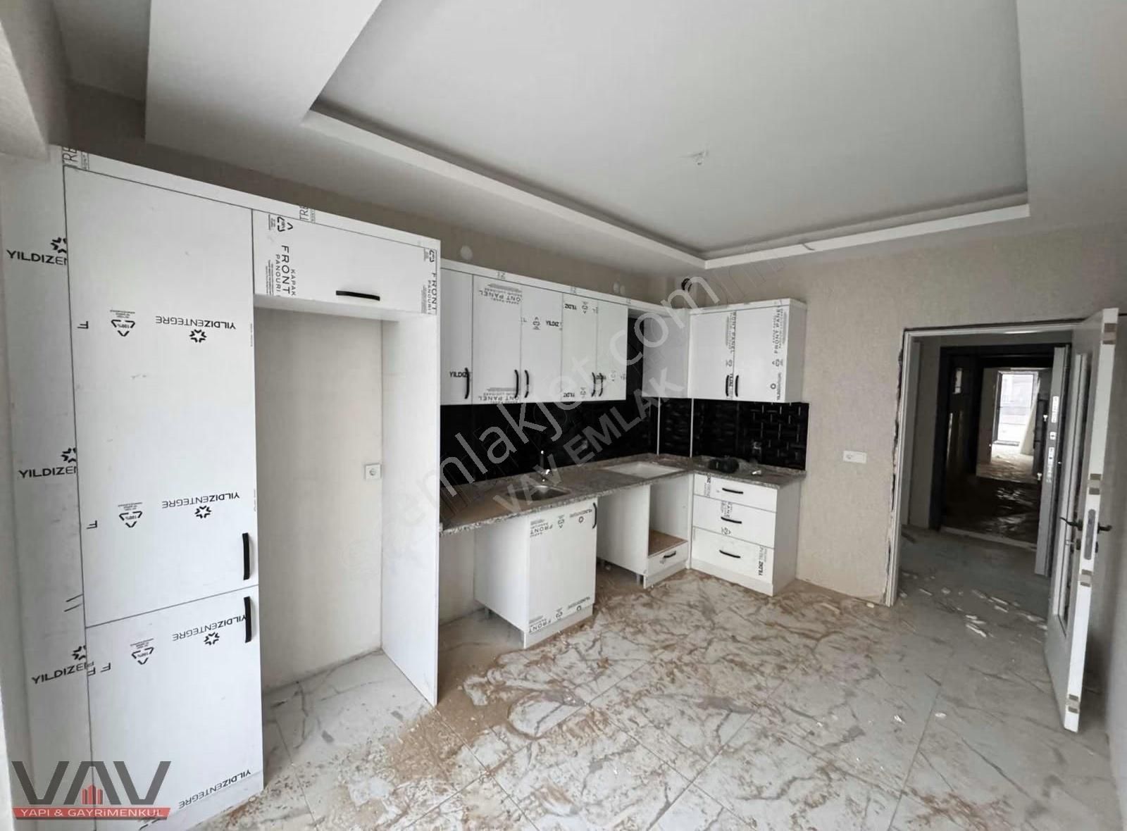 Sarıyakup Mahallesi 3+1 Ara Kat Daire - Görsel 11