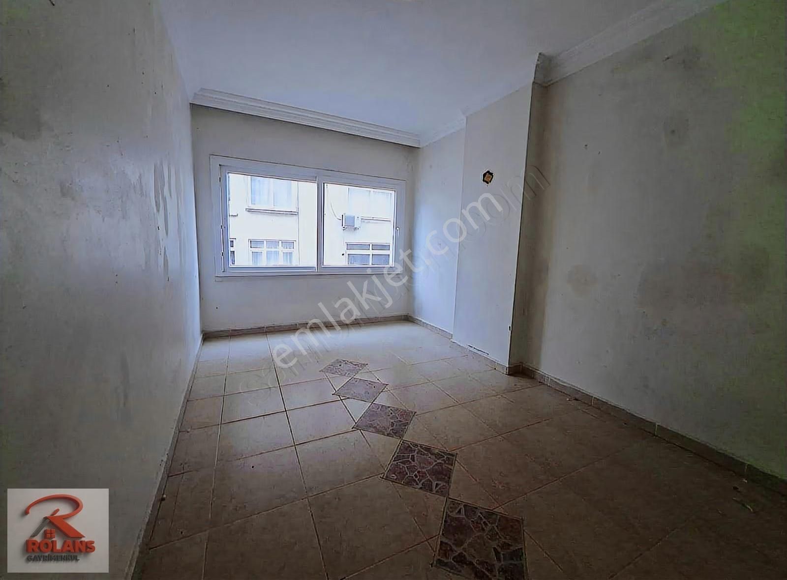 Çarşı Merkezde Ofis Ve Mesken Kullanımına Uygun 2+1 Daire - Görsel 2