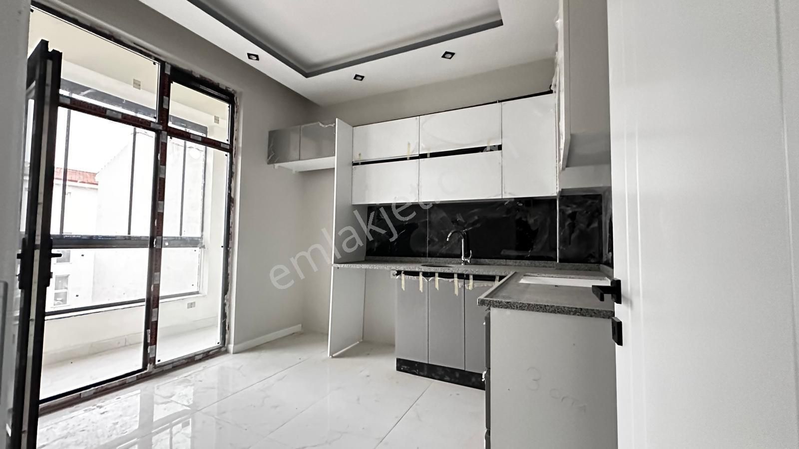 Recep Ümit'ten Çamlıca Mahallesinde 2+1 Satılık Daire Nü4 - Görsel 9