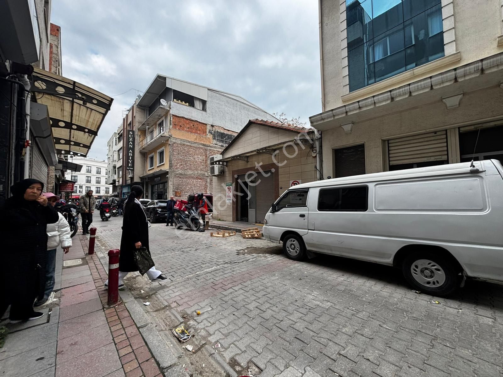 Alsancak Kahramanlarlar 150m2 Panjurlu,wc Li Kiralık Dükkan! - Görsel 7