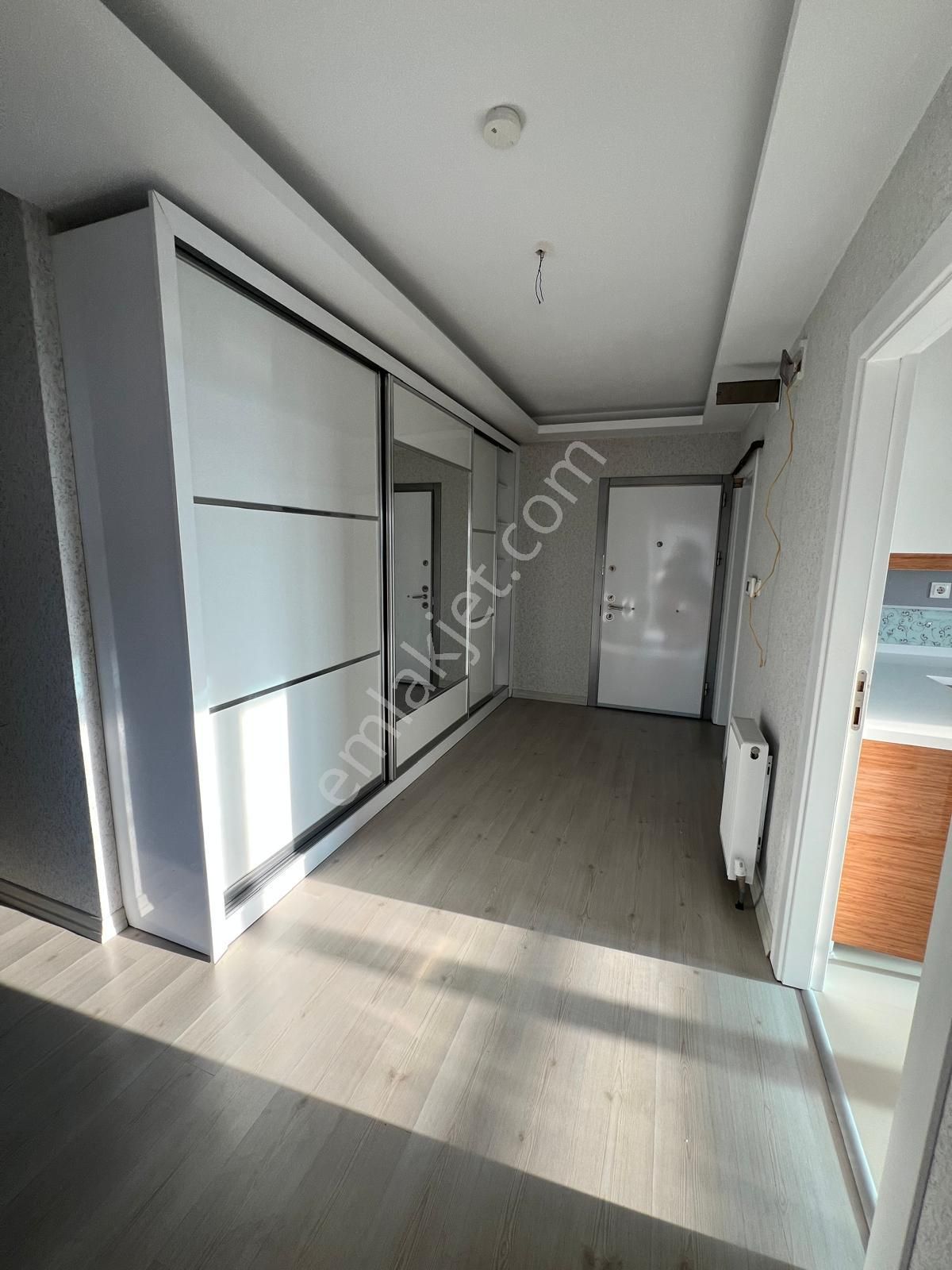 Kanuni'de Ultra Lüks Yapılı G.odalı E.banyolu 3+1 Site Dairesi! - Görsel 33