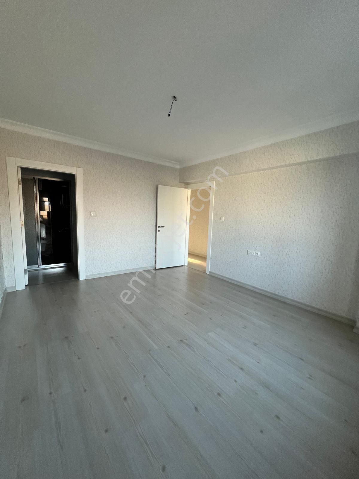 Kanuni'de Ultra Lüks Yapılı G.odalı E.banyolu 3+1 Site Dairesi! - Görsel 19