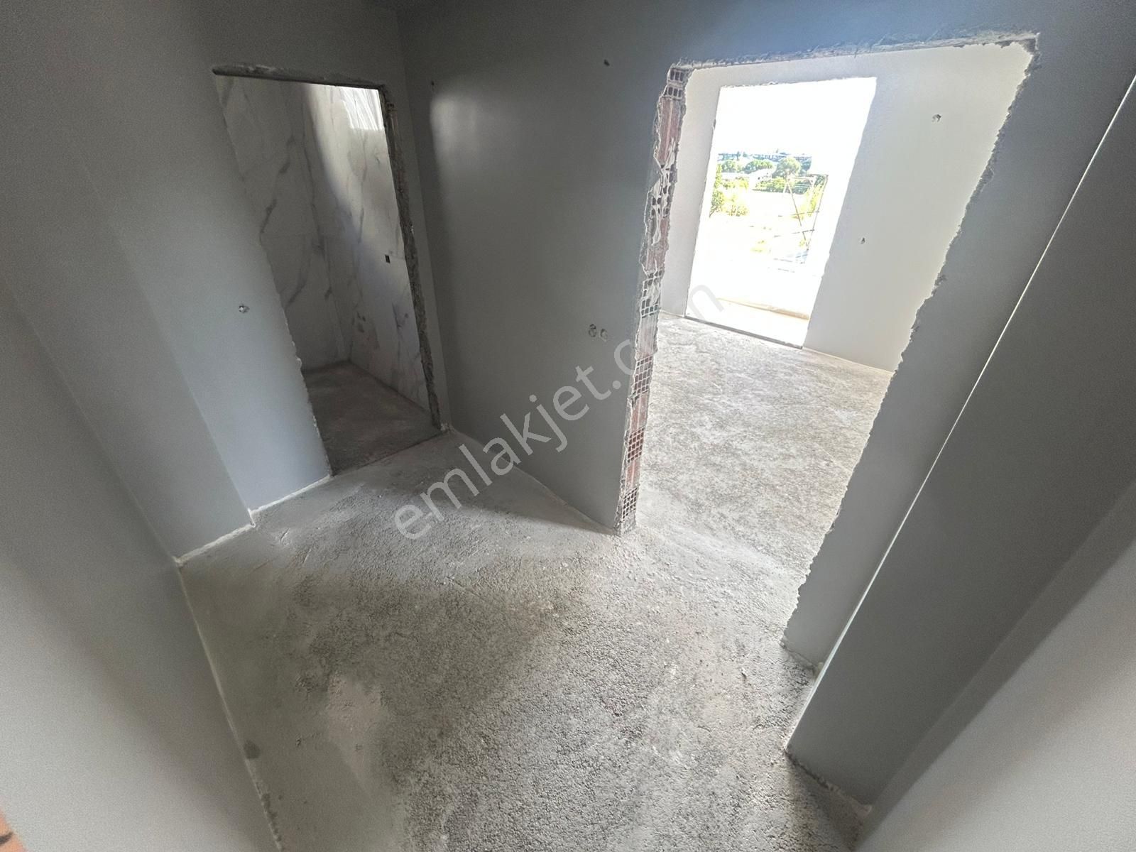 Yükselden Kadıköy'de Satılık Ayrı Mutfak Giyinme Odalı Ebeveyn Banyolu Öncephe 3+1daire - Görsel 19