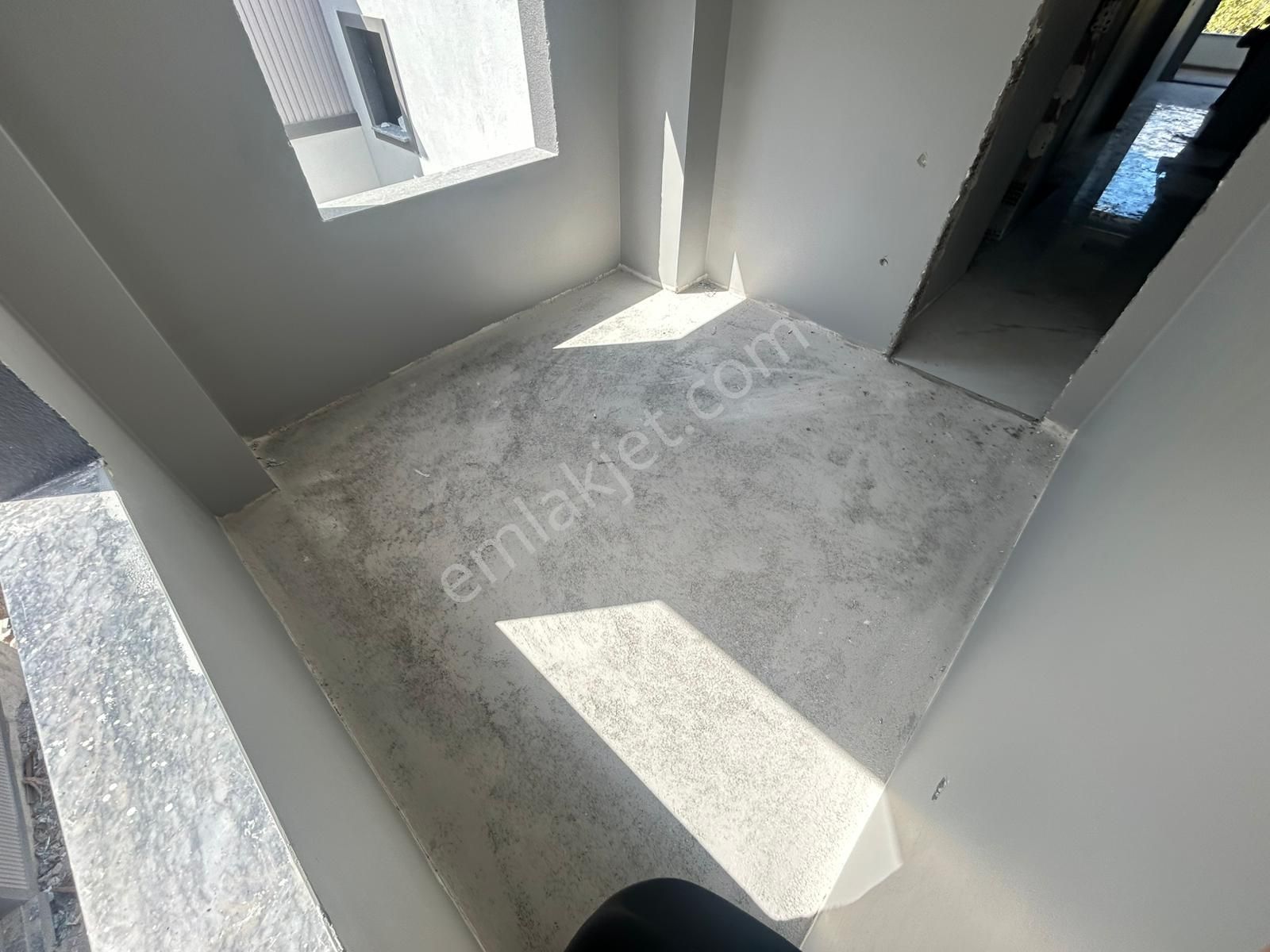 Yükselden Kadıköy'de Satılık Ayrı Mutfak Giyinme Odalı Ebeveyn Banyolu Öncephe 3+1daire - Görsel 14