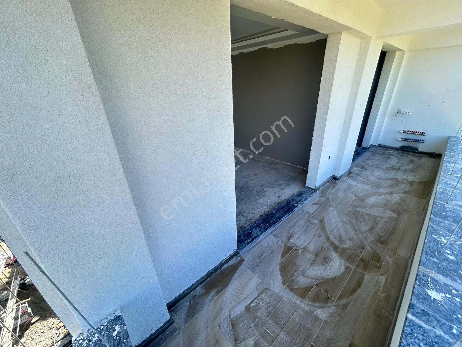 Yükselden Kadıköy'de Satılık Ayrı Mutfak Giyinme Odalı Ebeveyn Banyolu Öncephe 3+1daire - Görsel 2