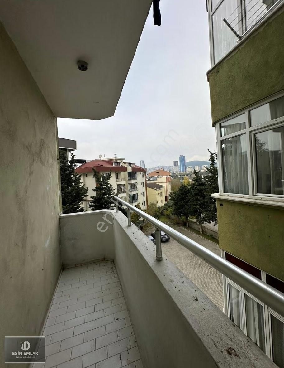 Esentepede Metroya Yakın Geniş Satılık 3+1 Daire - Görsel 12