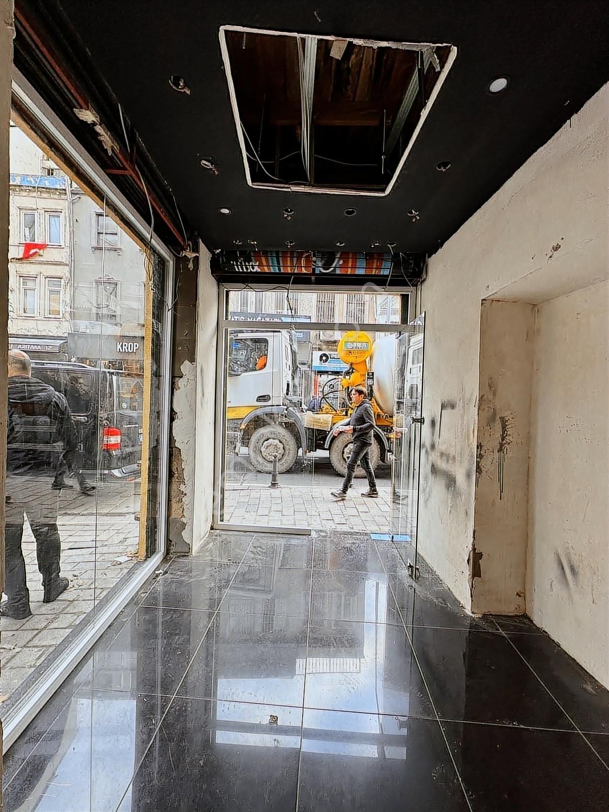 Karaköy Merkezde Galata Köprüsü Ve Galataporta Yakın Komple Bina - Görsel 21