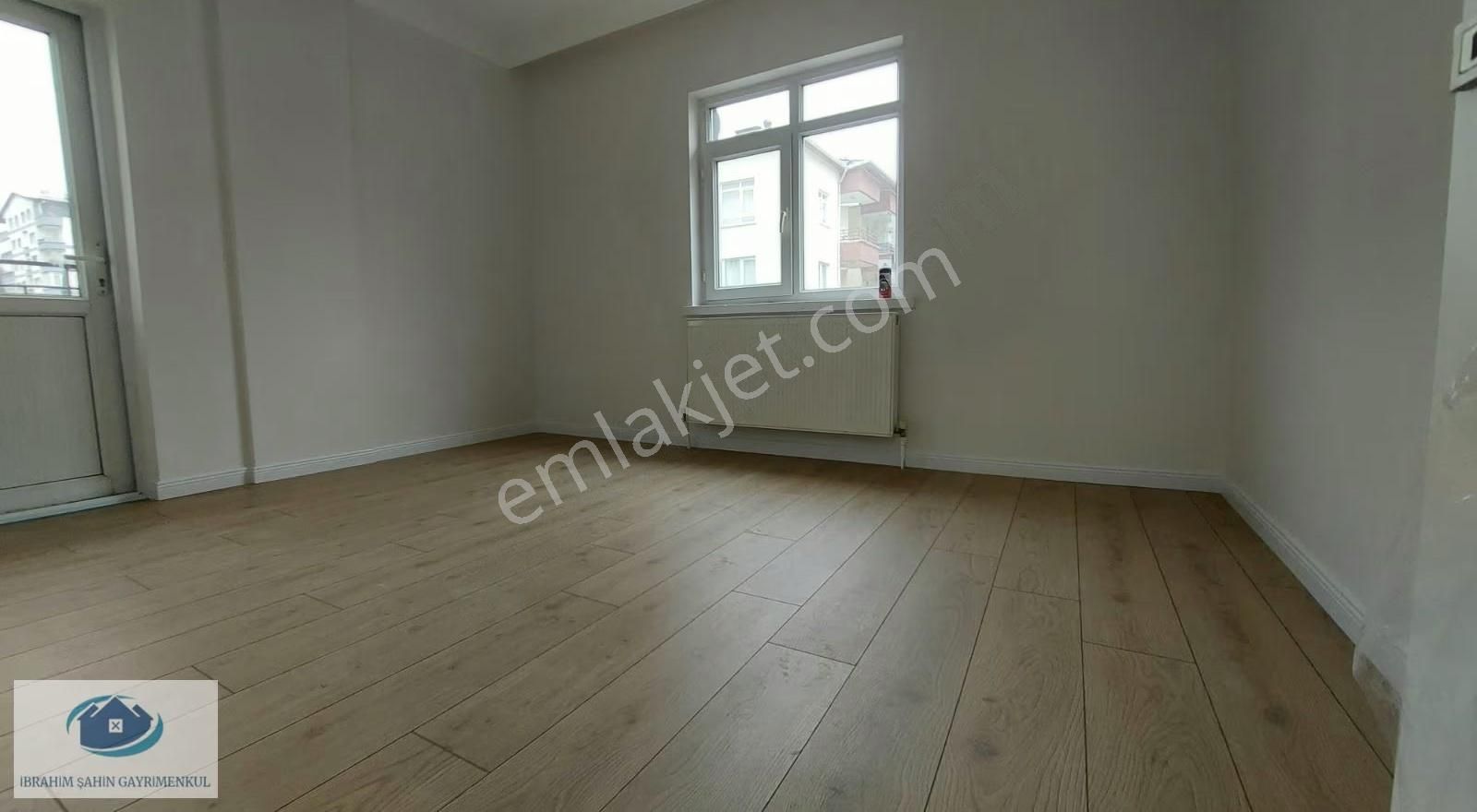 Ankara Etimesgut Elvan Mah Satılık Arakat 3+1 Full Yapılı Daire - Görsel 18
