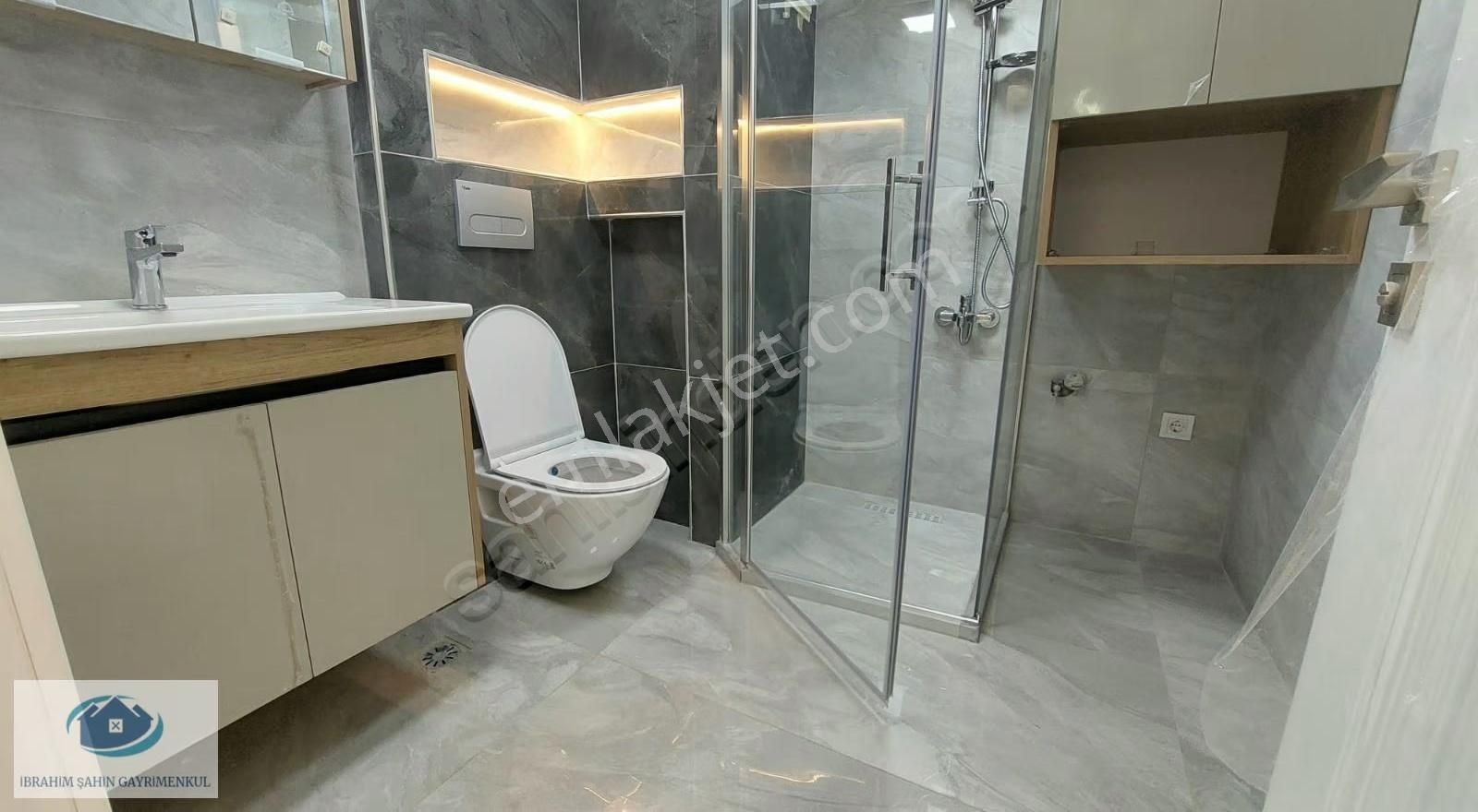 Ankara Etimesgut Elvan Mah Satılık Arakat 3+1 Full Yapılı Daire - Görsel 15