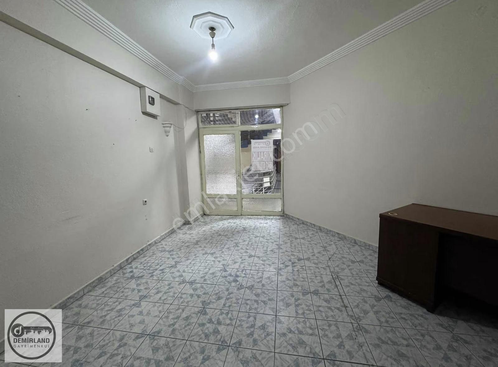 Demirland'dan Kiralık Sevgi Yolu'nda Aidat Yakıt Dahil Ofis - Görsel 6