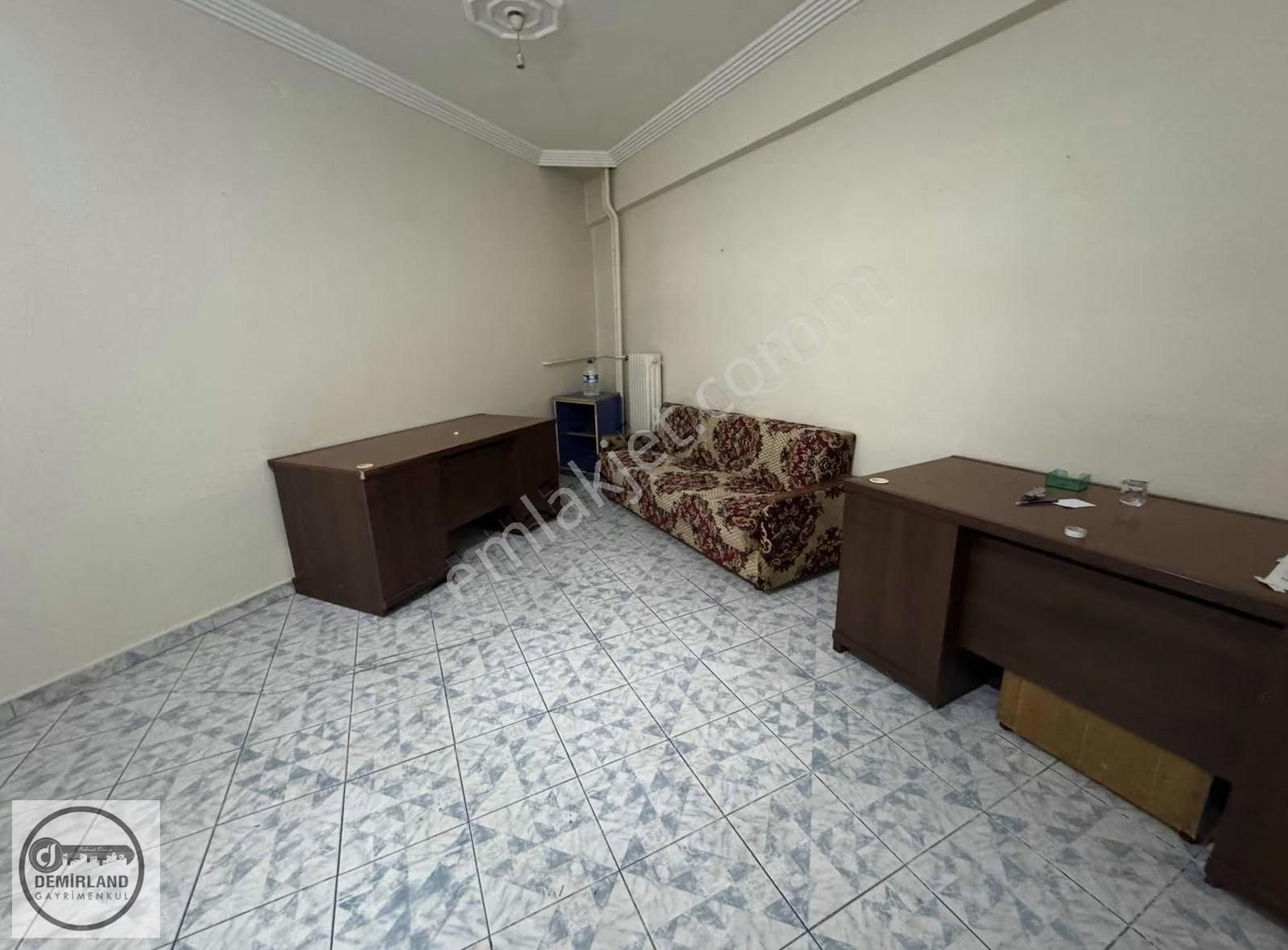 Demirland'dan Kiralık Sevgi Yolu'nda Aidat Yakıt Dahil Ofis - Görsel 5