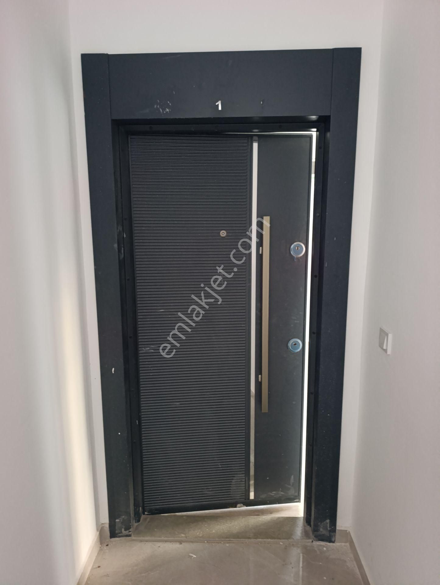 Aydoğmuş 'ta Sıfır , Huzurlu , Taşınmaya Hazır Fırsat 1+1 Satılık Daire - Görsel 9