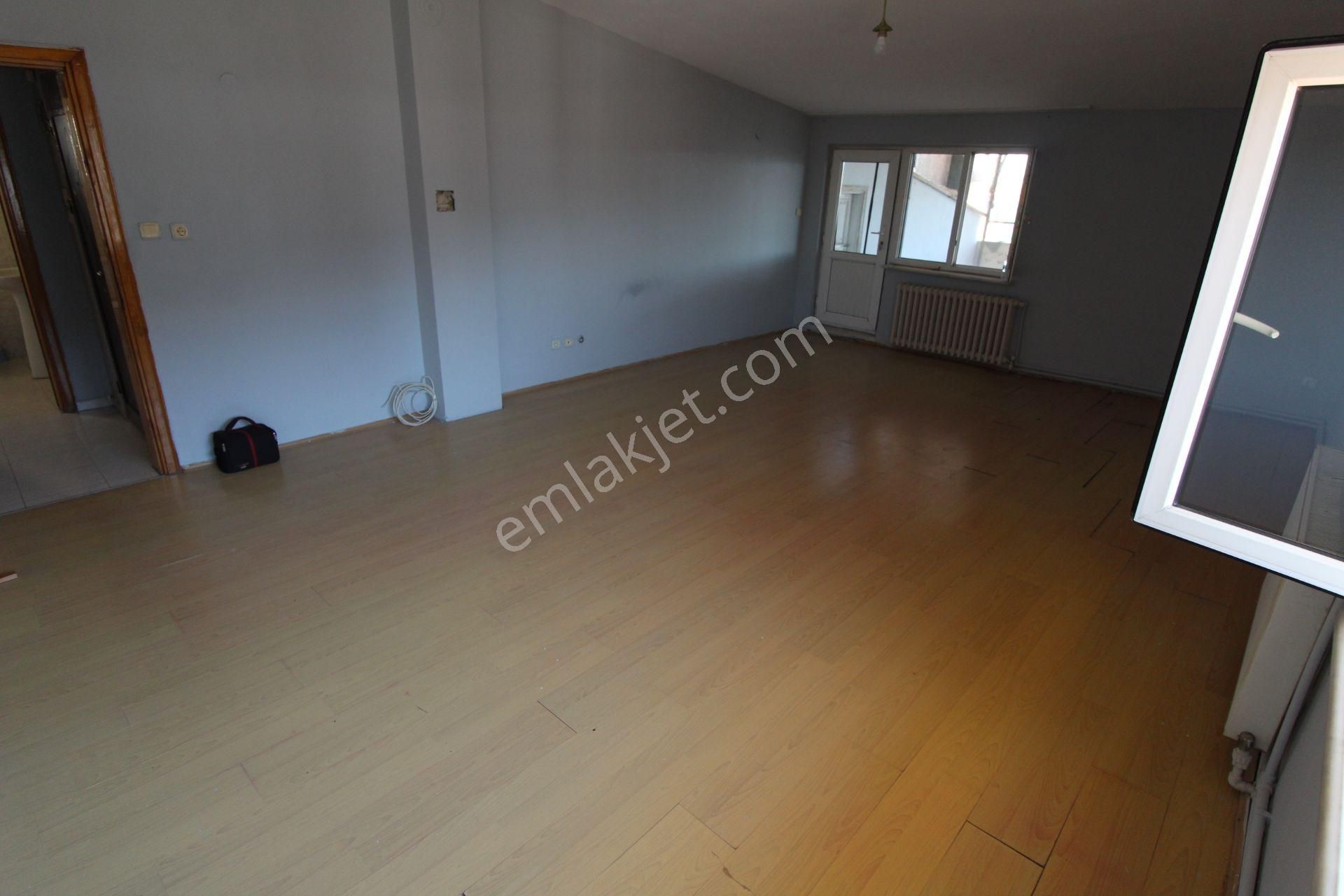 Startkey Yön'den B.evler Asuva Yakını Kiralık 1+1 Daire - Görsel 8