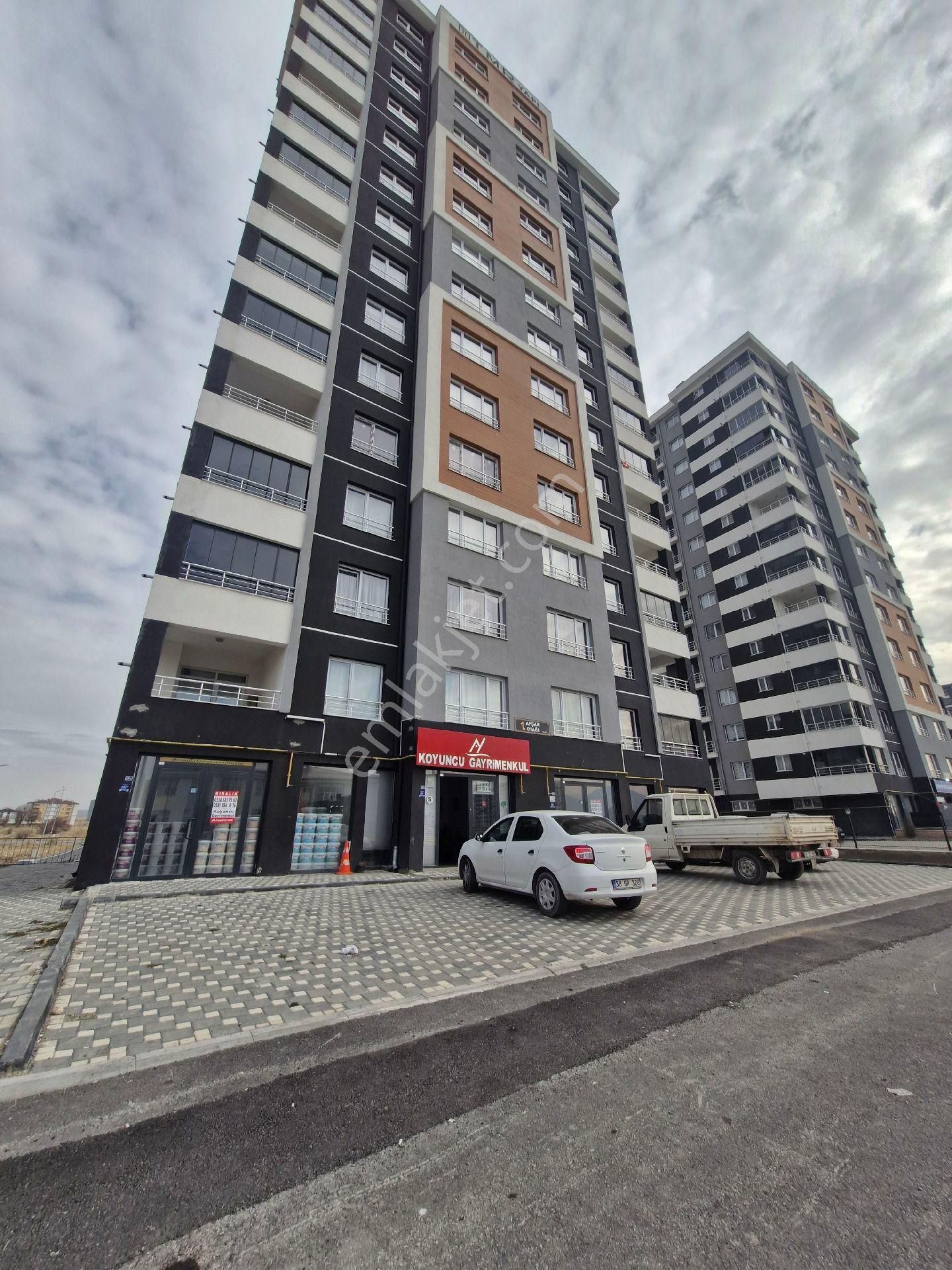 Mimsin Fatih Te 50metrelık Yola Cephe Dükkanlar