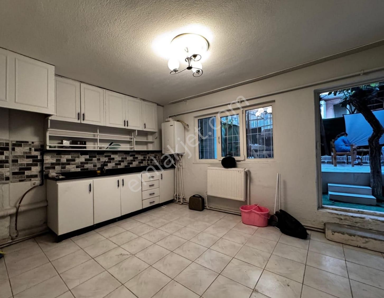 Ender Uysal Gayrimenkulden Değirmenönünde Satılık 2,5+1 İçi Yenilenmiş Fırsat Daire...