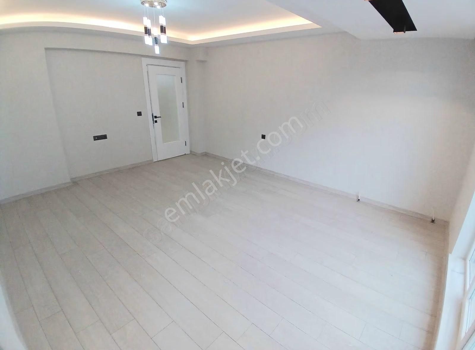İşçilik Harikası_giyinme Odalı_1.sınıf Kalite_arakatta 4+1 Daire - Görsel 13