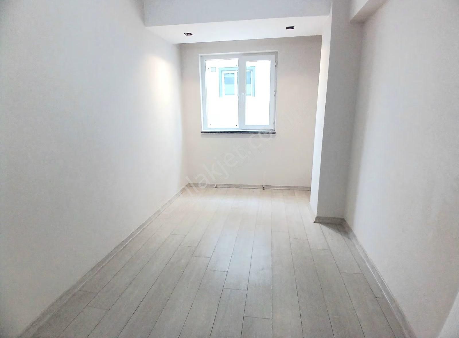İşçilik Harikası_giyinme Odalı_1.sınıf Kalite_arakatta 4+1 Daire - Görsel 22