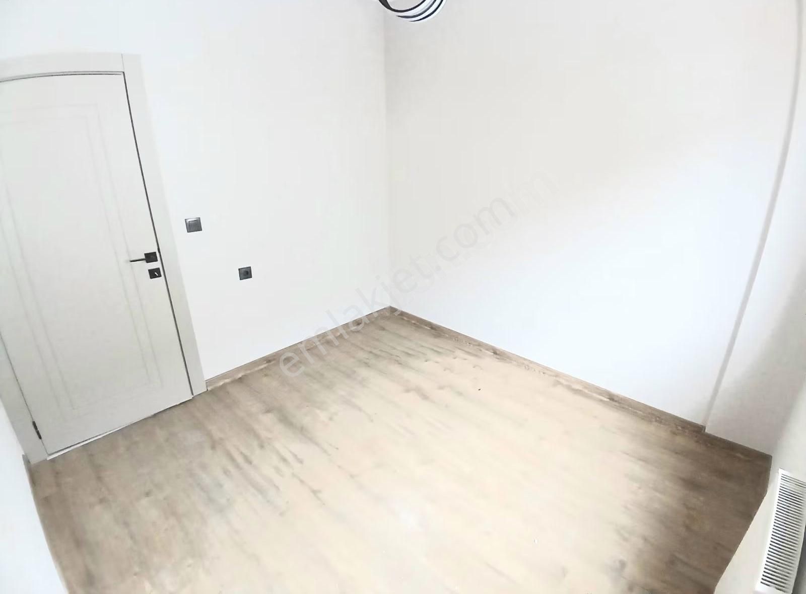 Lokasyon Harikası_mustafa Kemal Mahallesi_katta 4+1 Site Dairesi - Görsel 28