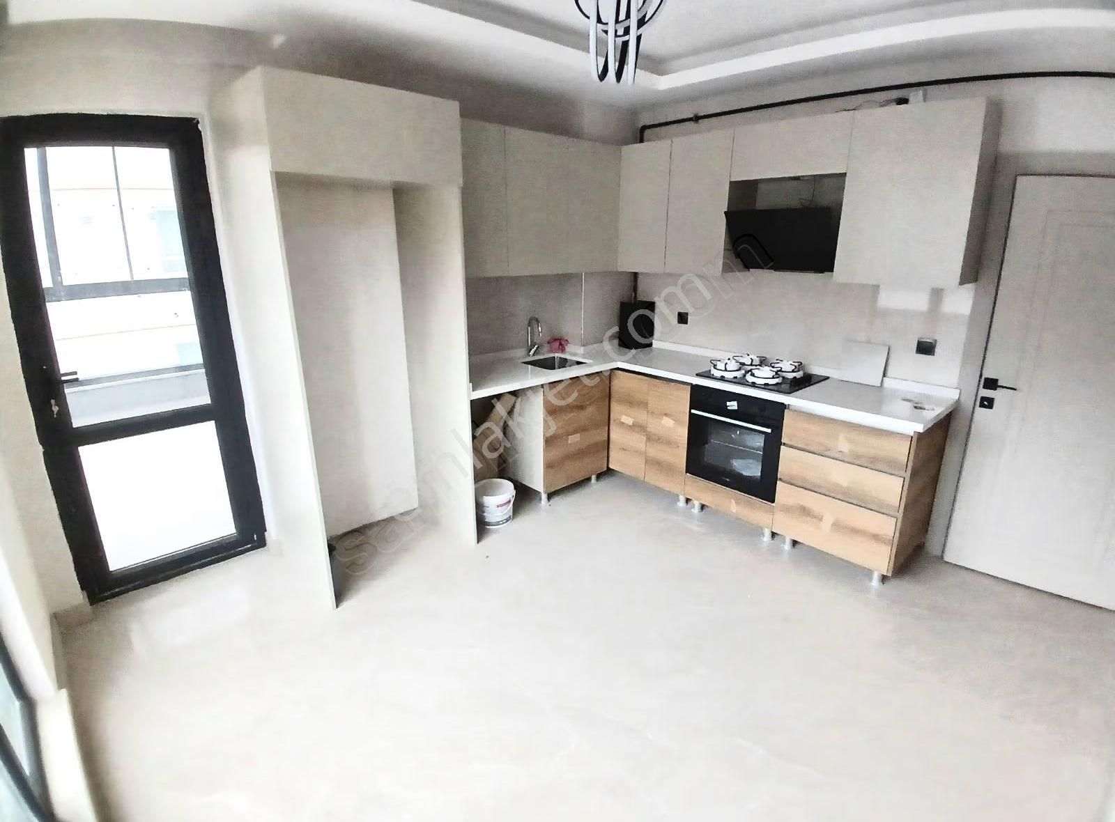 Lokasyon Harikası_mustafa Kemal Mahallesi_katta 4+1 Site Dairesi