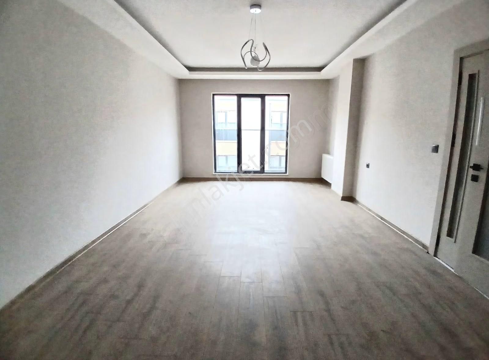 Lokasyon Harikası_mustafa Kemal Mahallesi_katta 4+1 Site Dairesi - Görsel 27