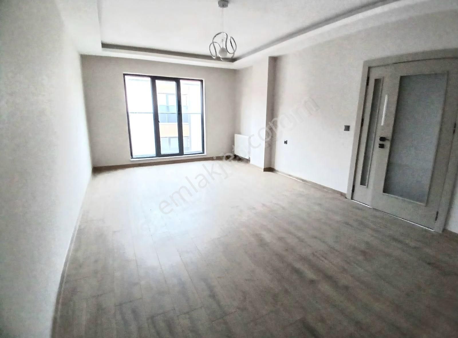 Lokasyon Harikası_mustafa Kemal Mahallesi_katta 4+1 Site Dairesi - Görsel 29