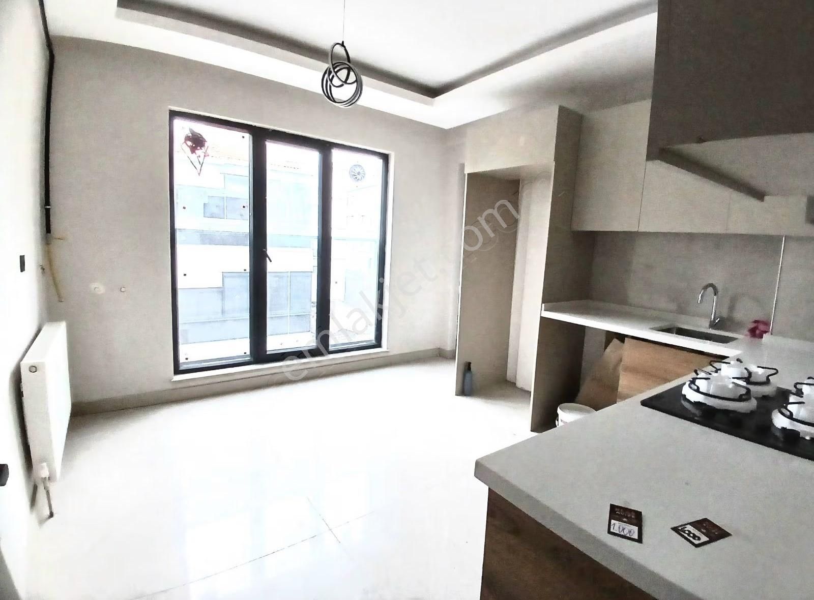 Lokasyon Harikası_mustafa Kemal Mahallesi_katta 4+1 Site Dairesi - Görsel 16