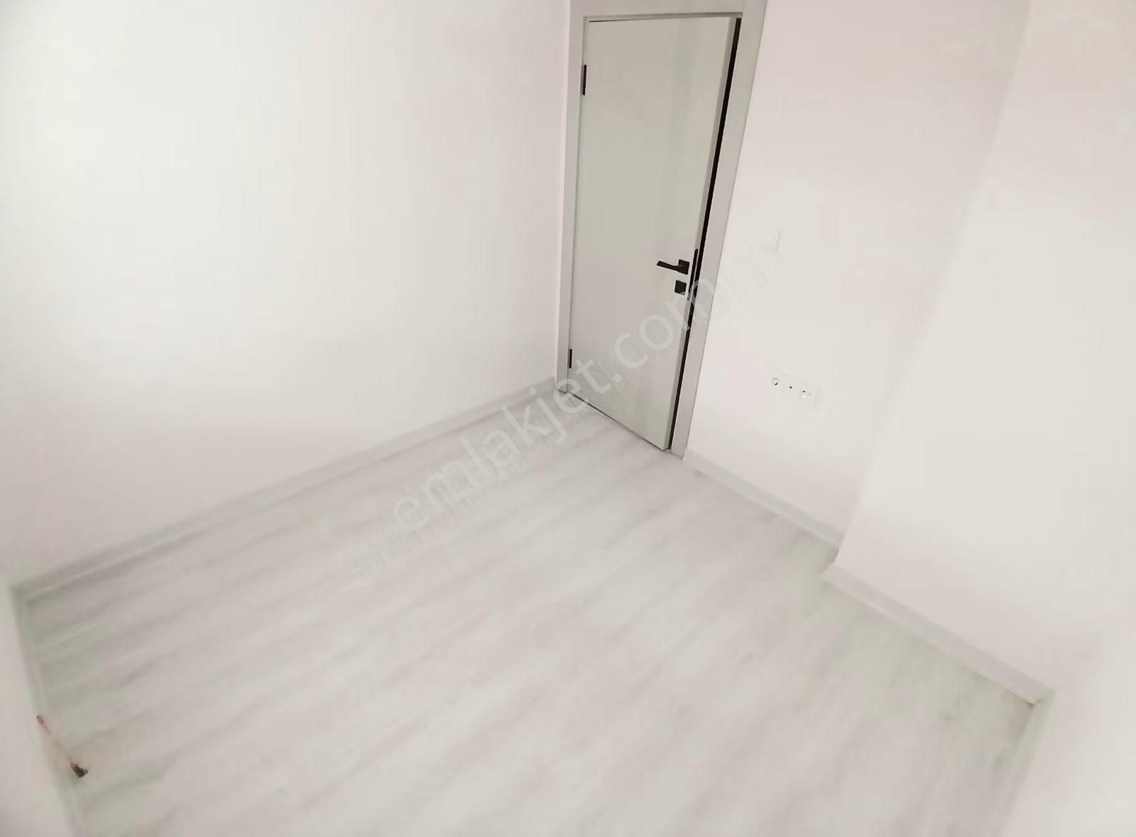 Yenikent'in En Güzel Lokasyonunda_kat Konumunda 2+1 Lüx Daire - Görsel 8