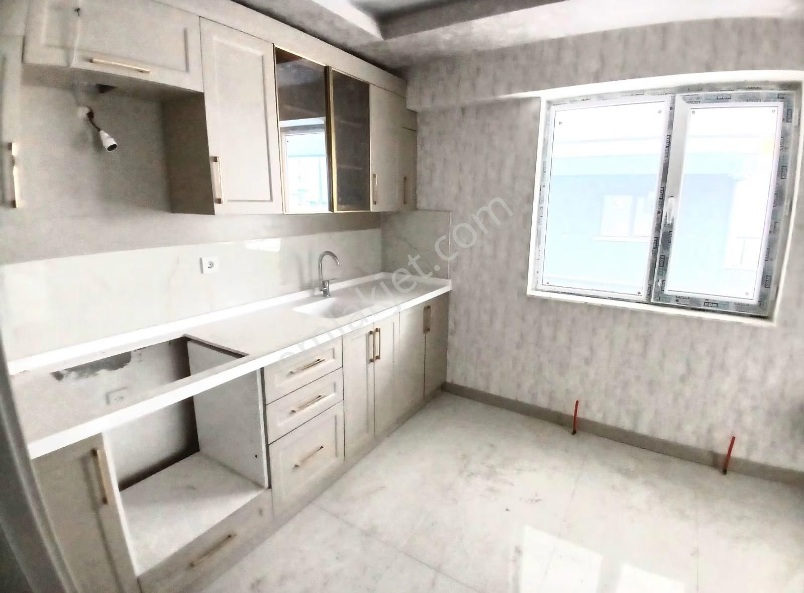 Yenikent'in En Güzel Lokasyonunda_kat Konumunda 2+1 Lüx Daire - Görsel 7