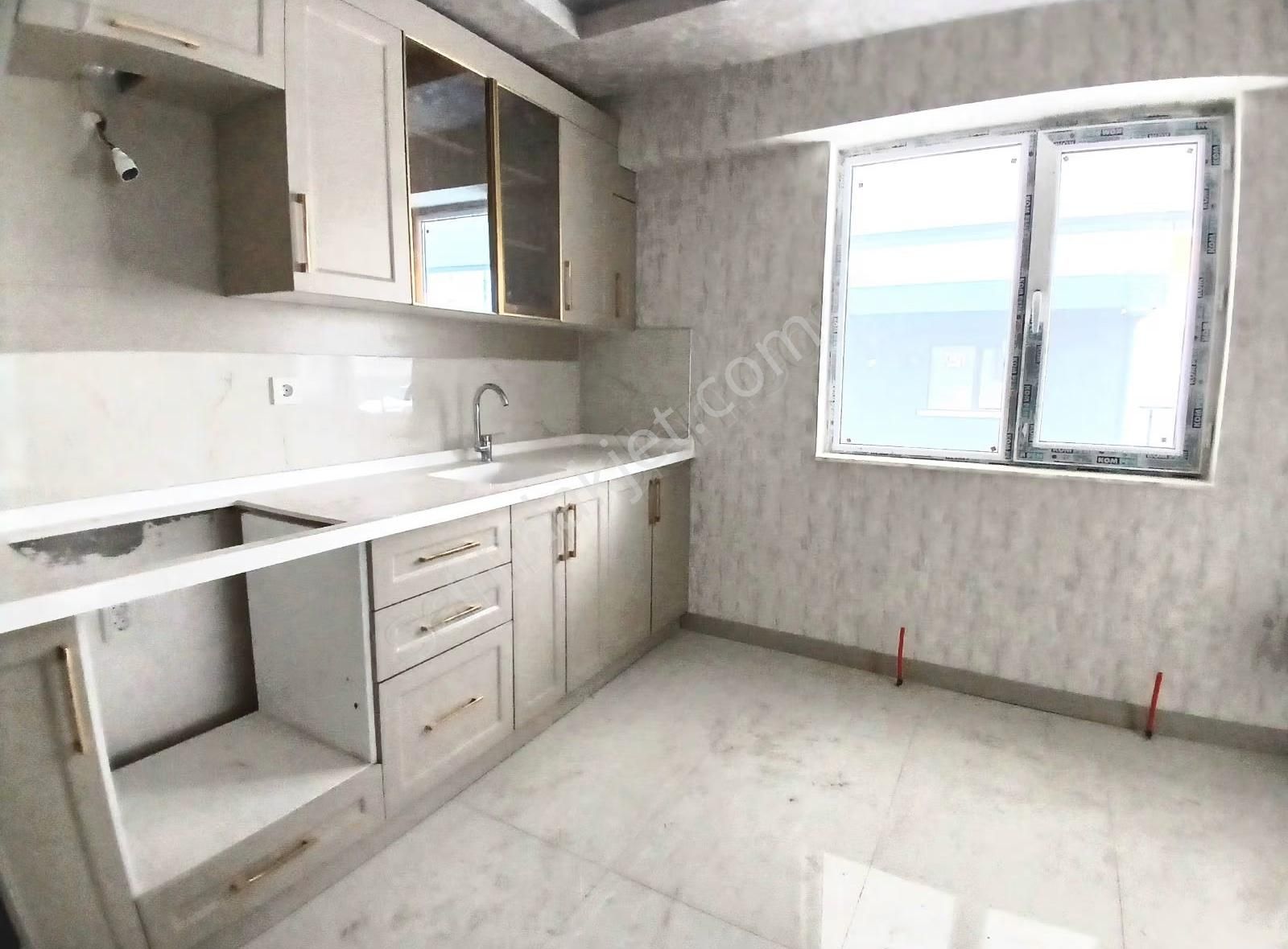 Yenikent'in En Güzel Lokasyonunda_kat Konumunda 2+1 Lüx Daire - Görsel 15