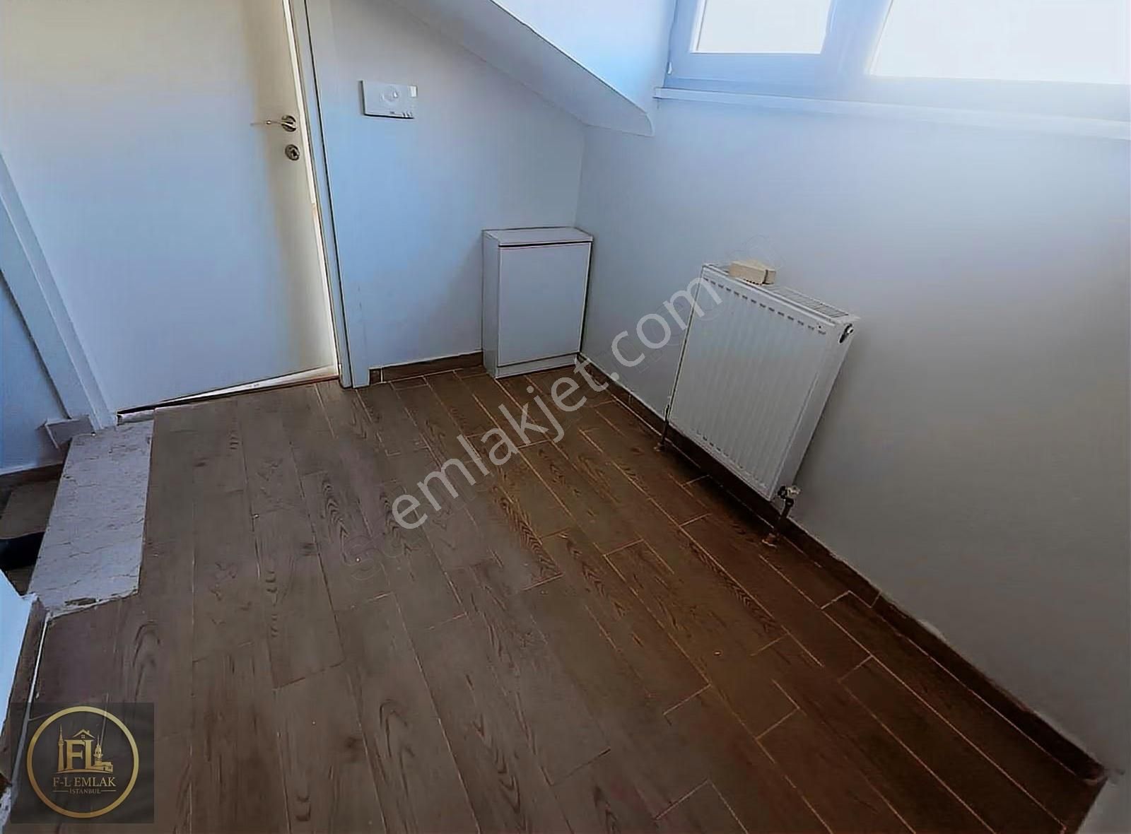 F-l Emlaktan Cumhuriyette Yeni Binada Bakımlı Dulexs - Görsel 3