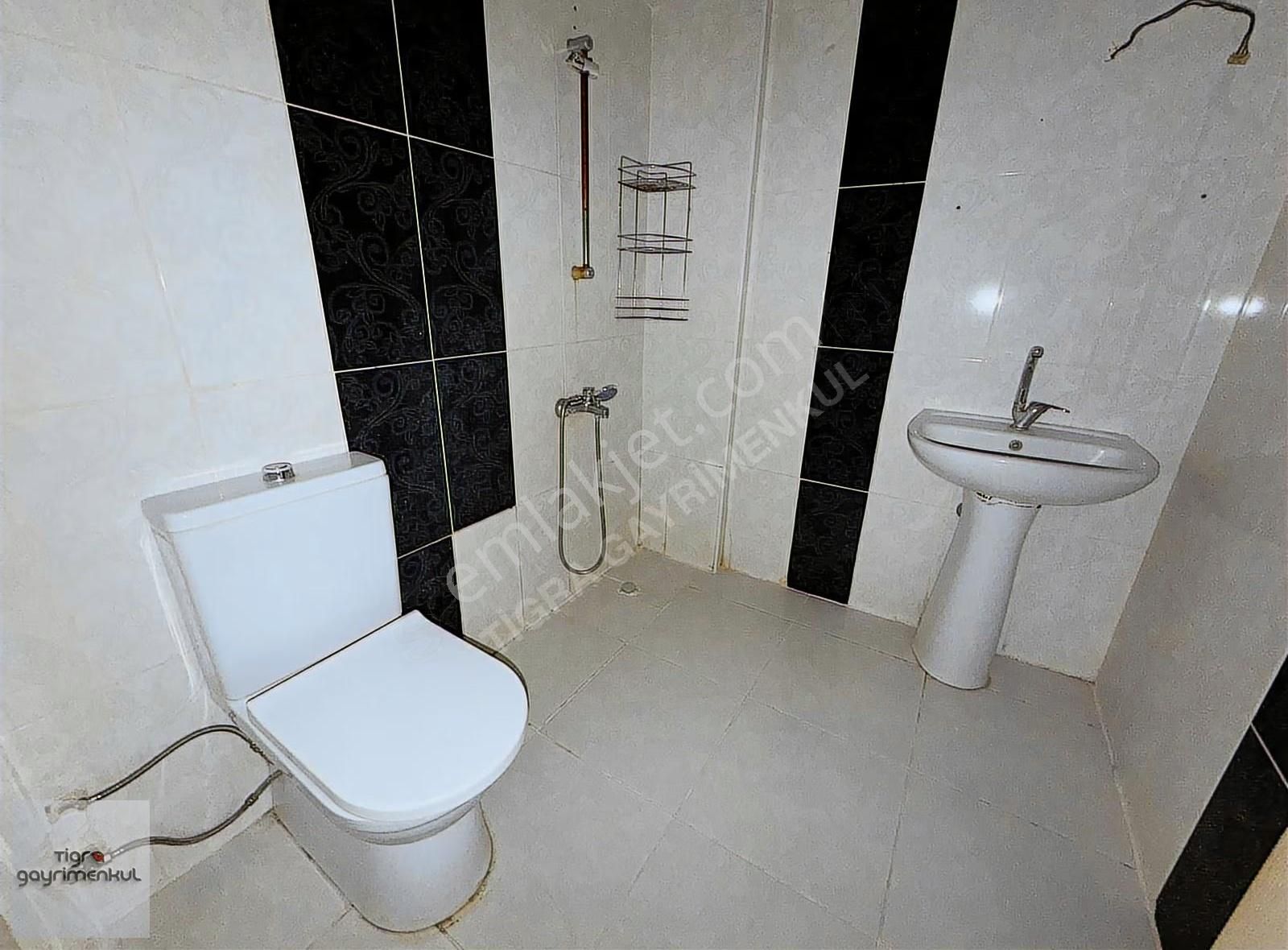 ▄tigra▄doğukent Cd Yakını İskanlı 3+1 Daire - Görsel 13