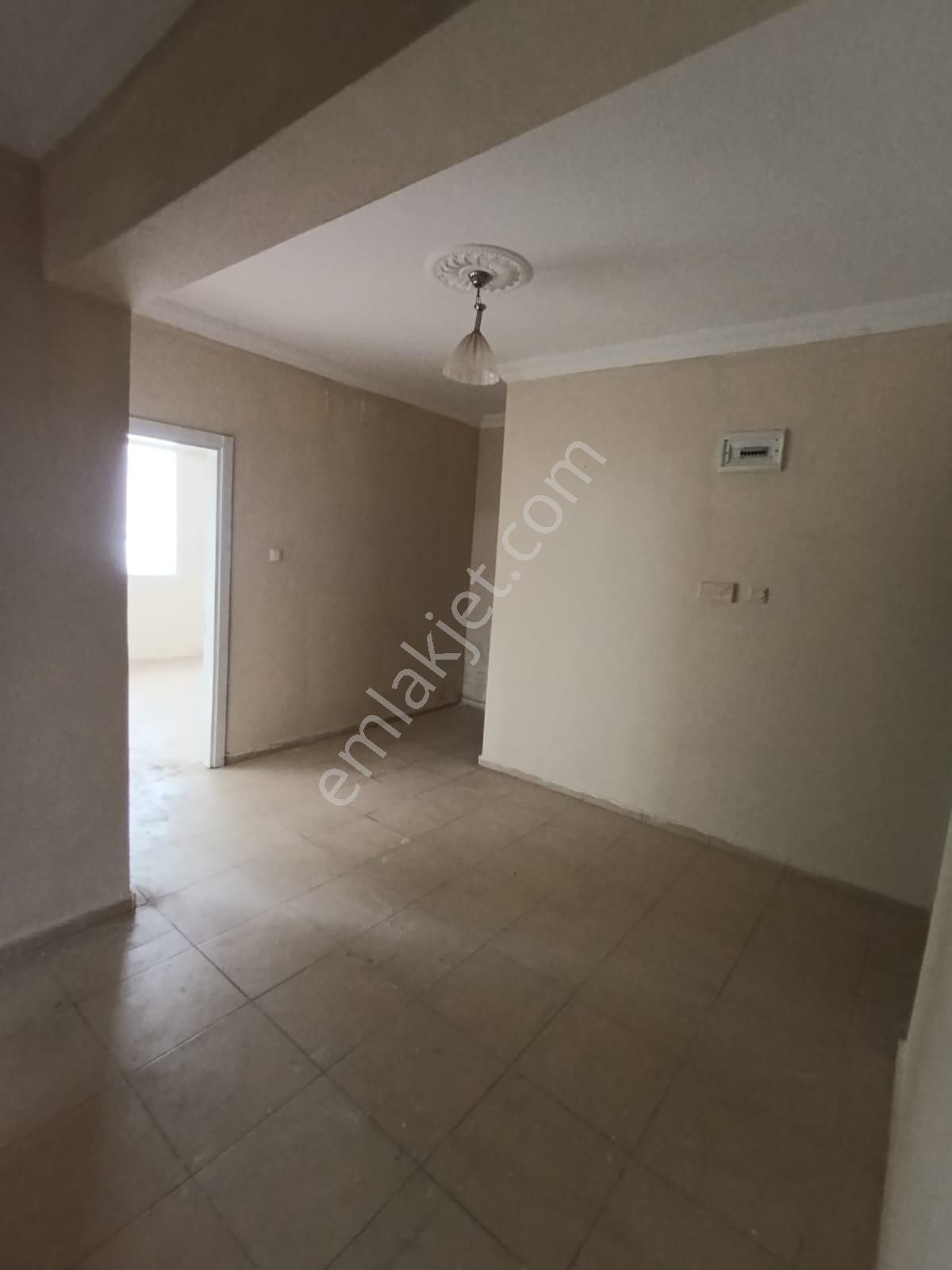 Uygun Emlak'tan Araba Fiyatına Karaköprü'de Satılık Daire - Görsel 17