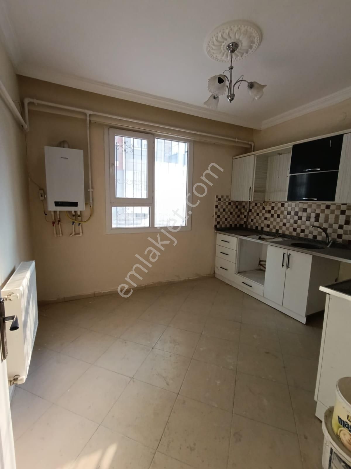 Uygun Emlak'tan Araba Fiyatına Karaköprü'de Satılık Daire - Görsel 5