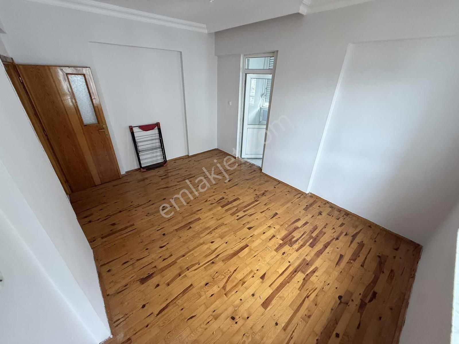 Varsak Aydoğmuş Mah Site İçi Geniş Ara Kat 3+1 - Görsel 4