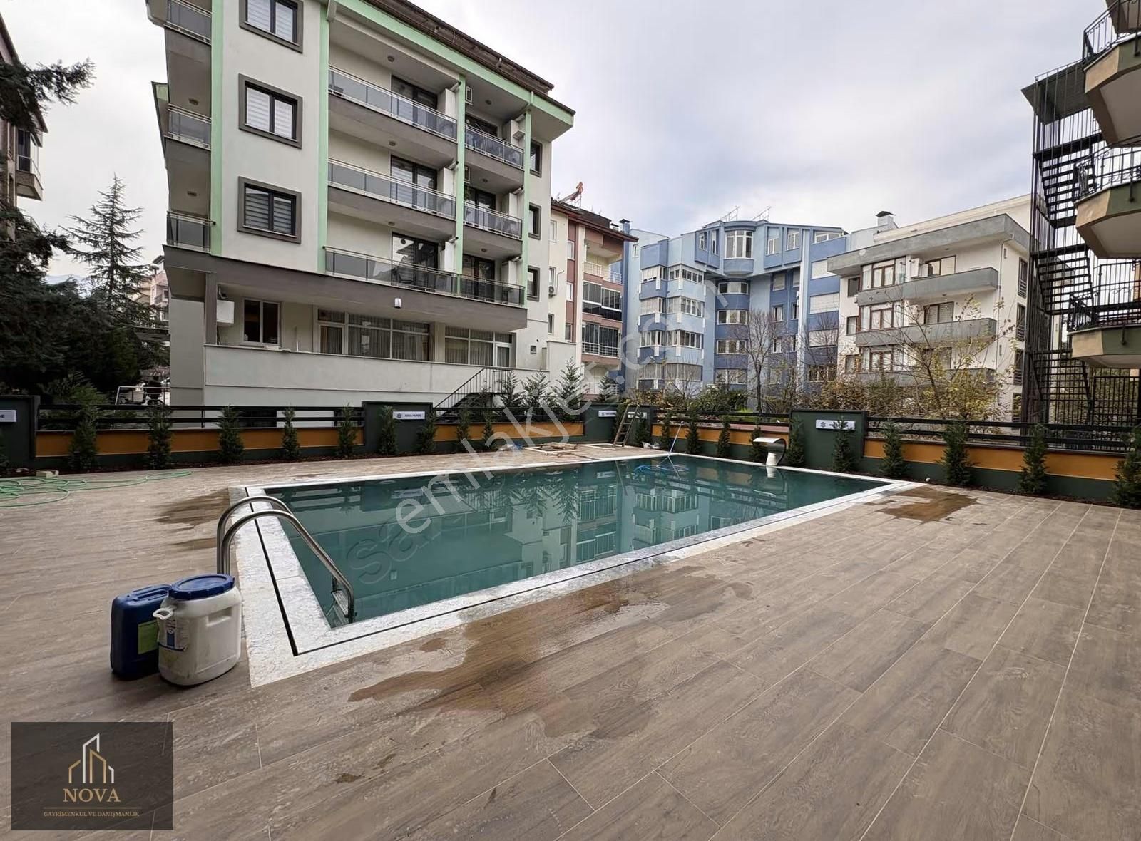 Nova'dan Kınıklıda Site Konseptli Havuzlu Satılık 1+1 Lüks Daire - Görsel 2